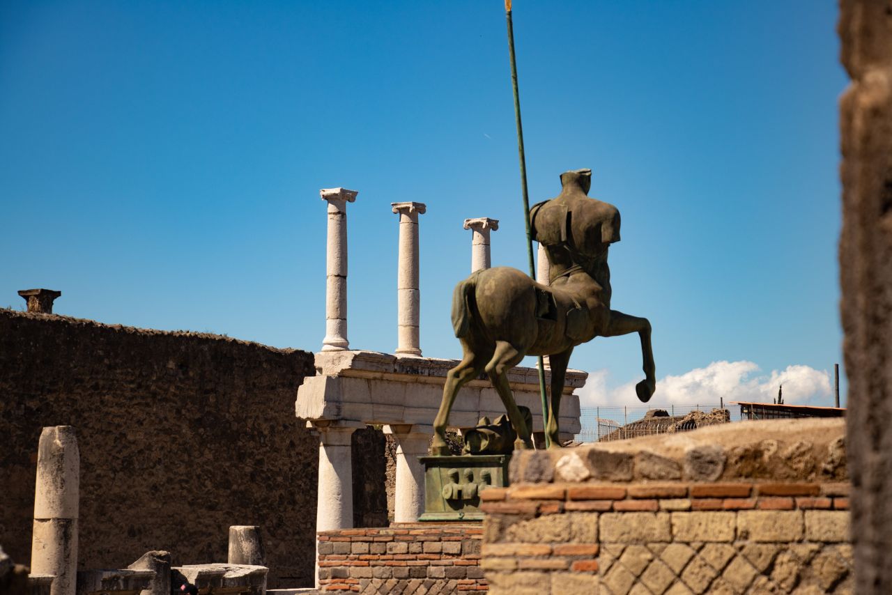 Pompeii half day