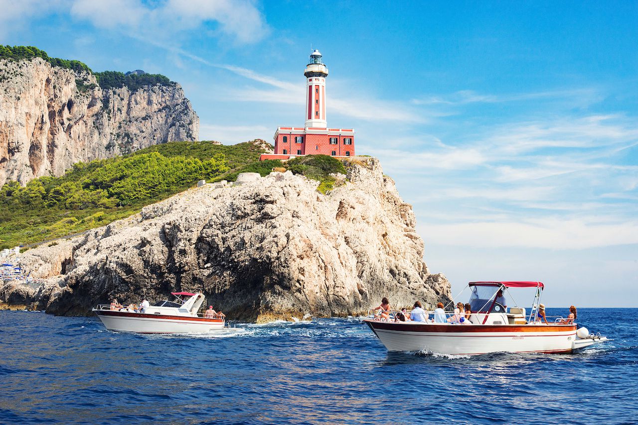 Capri exclusive boat tour