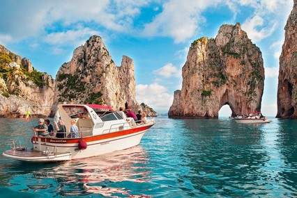 Capri boat tour (Max 12 pax)