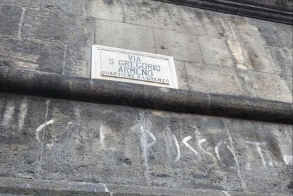 Christmas Walking tour in Naples